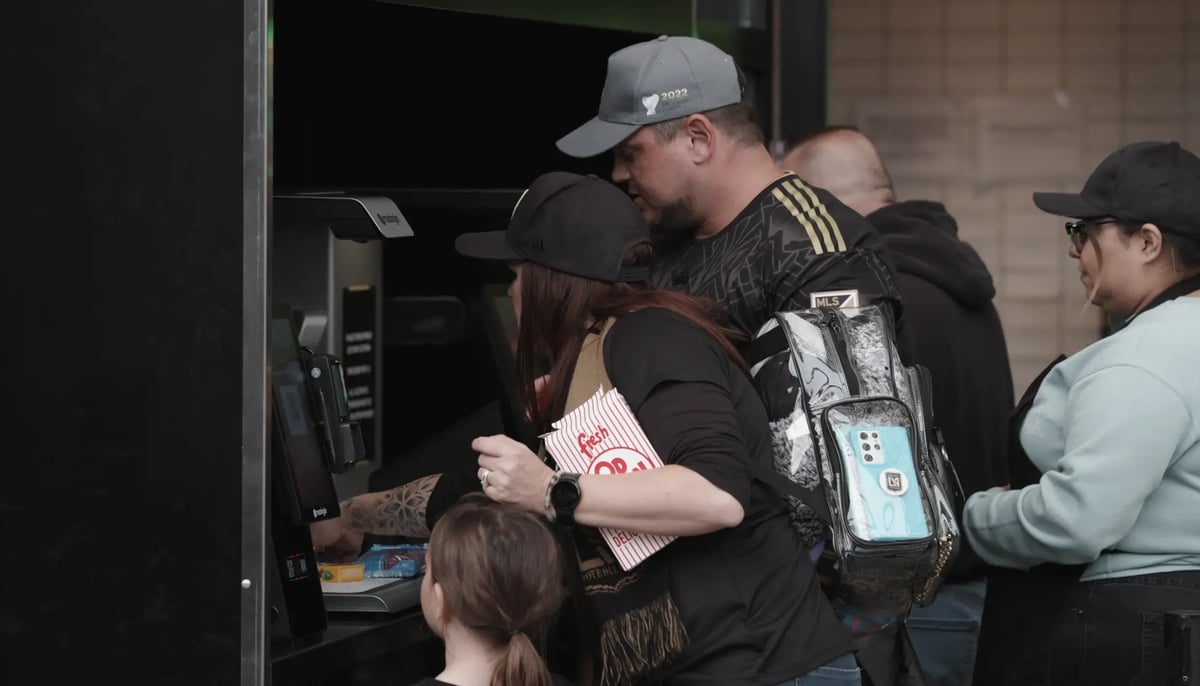 Family grabs concessions at LAFC match with Mashgin