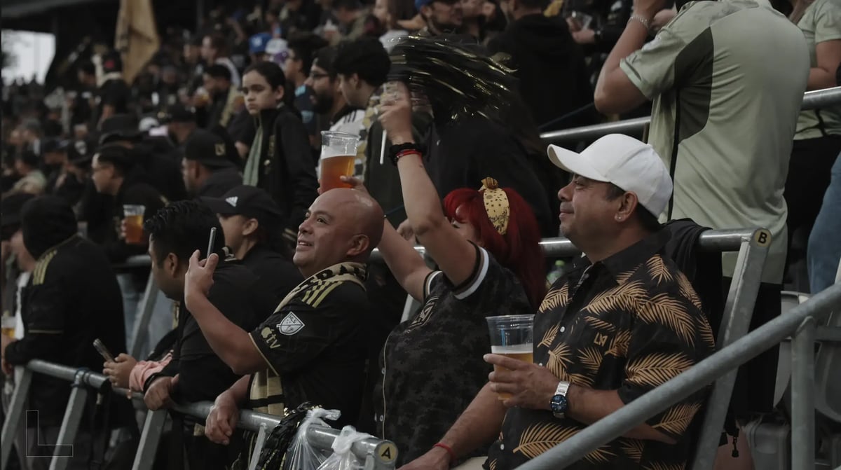 LAFC fans